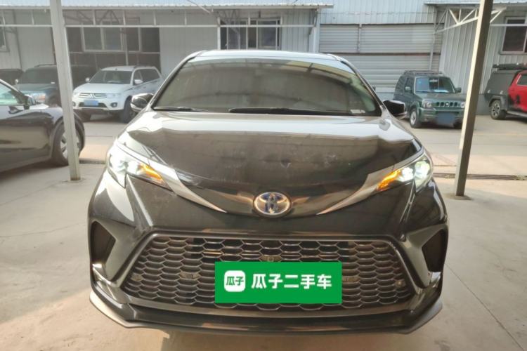 Used Toyota Granvia 2023 2.5L Hybrid Prestige VIP Edition
