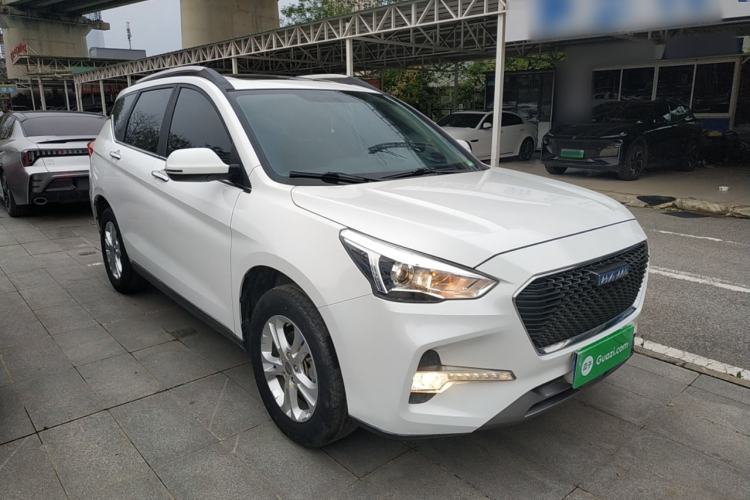 Used Haval M6 2017 1.5T Manual Two-Wheel Drive Elite Model Front Right 45 Deg