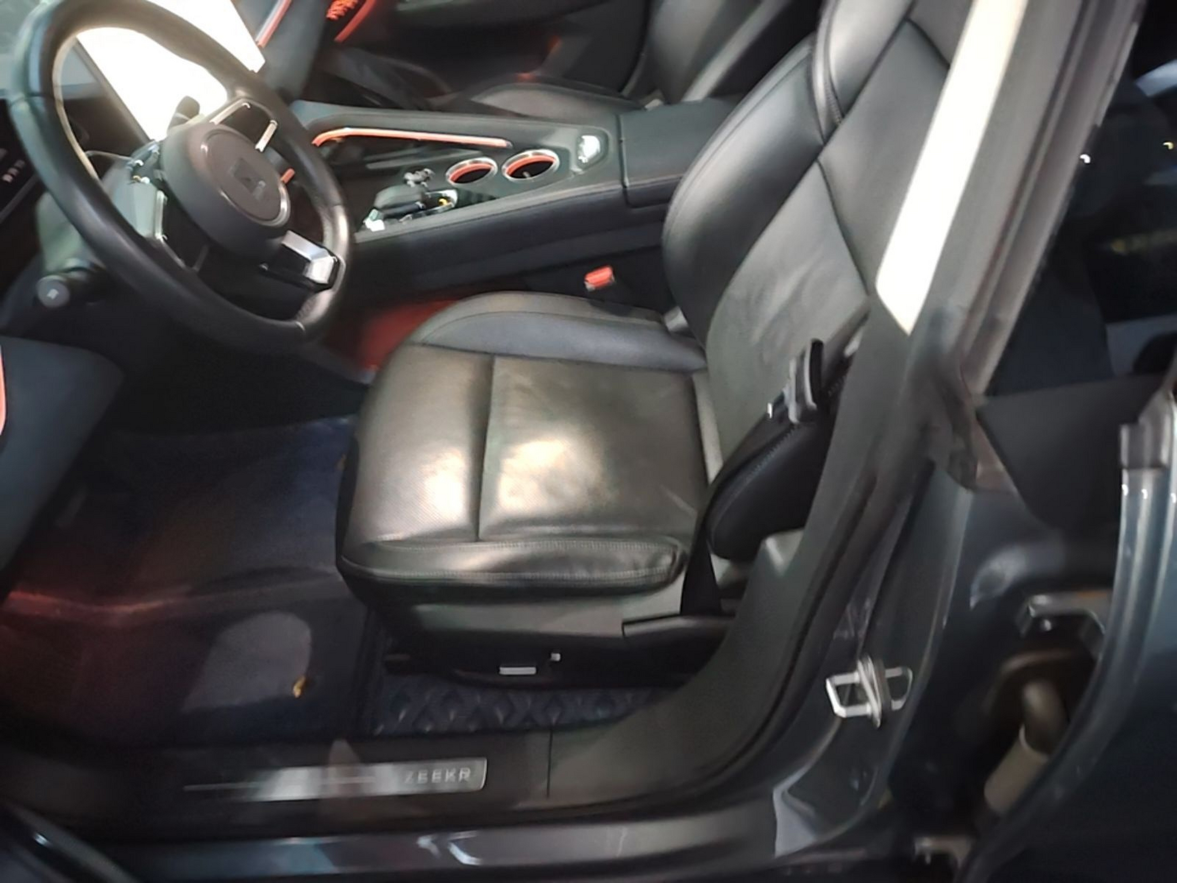 Interior delantero