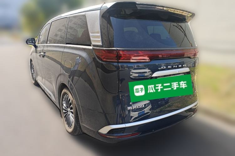 Used Denza D9 2022 DM-i 970 Four-Wheel Drive Flagship Model
