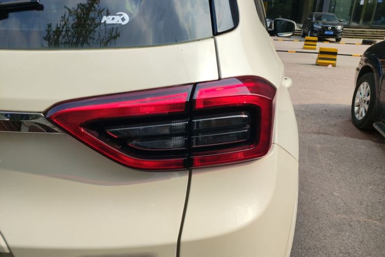 Used Chery Tiggo 5x 2017 1.5T DCT Fashion Edition Right Rear Taillight