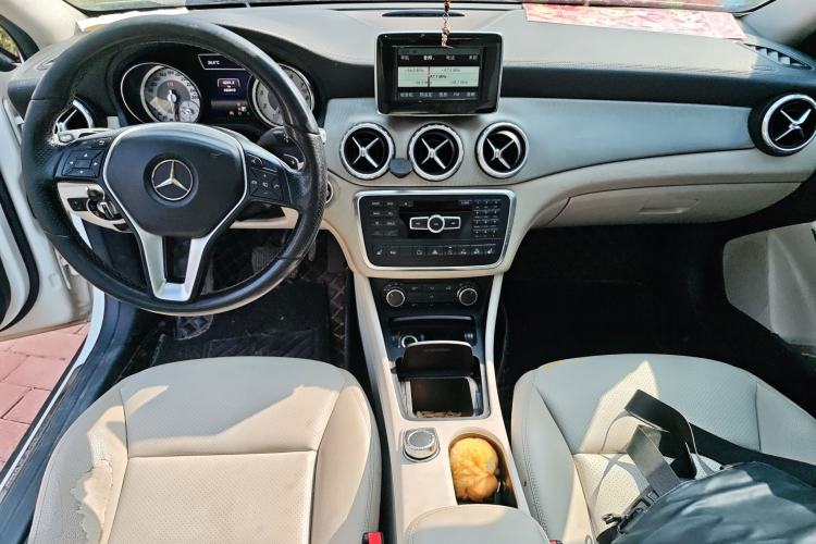 Used Mercedes-Benz GLA 2015 GLA 220 4MATIC Fashion Model
