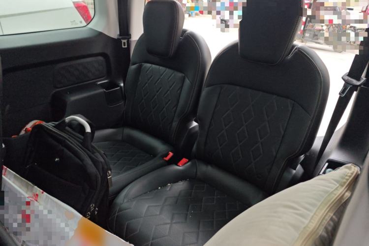 Used Baojun KiWi EV 2023 DJI Edition Lithium Iron Phosphate Left Rear Seat