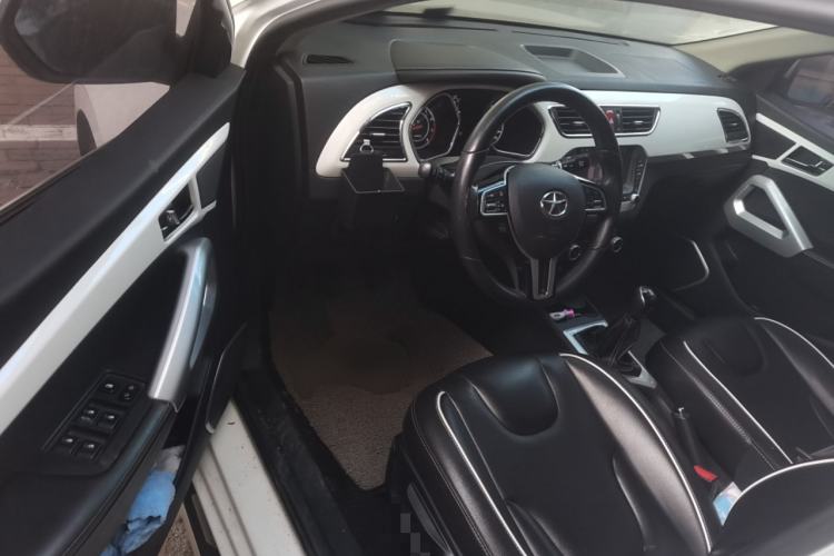 Used JAC Group Refine S2 2016 1.5L Manual Luxury Smart Version Two-Tone Edition