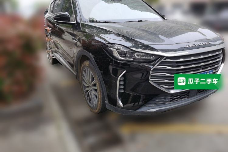 Used JETOUR X70S 2023 1.5T DCT Glory Edition 7-Seater Front Right 45 Deg