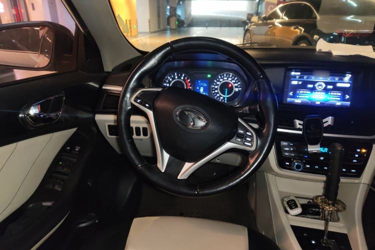 Used Soueast V5 Lingzhi 2017 1.5L CVT New Yiyi Model Steering Wheel