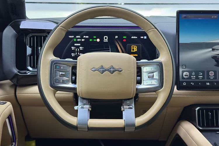 Used Formula Leopard Leopard 8 2025 Smart & Brave Flagship Edition 6 Seats