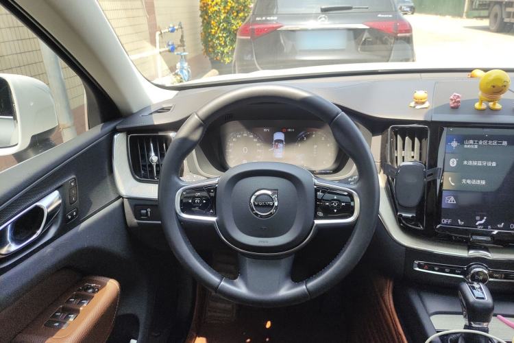 Used Volvo XC60 2020 T5 4x4 Smart Luxury Edition
