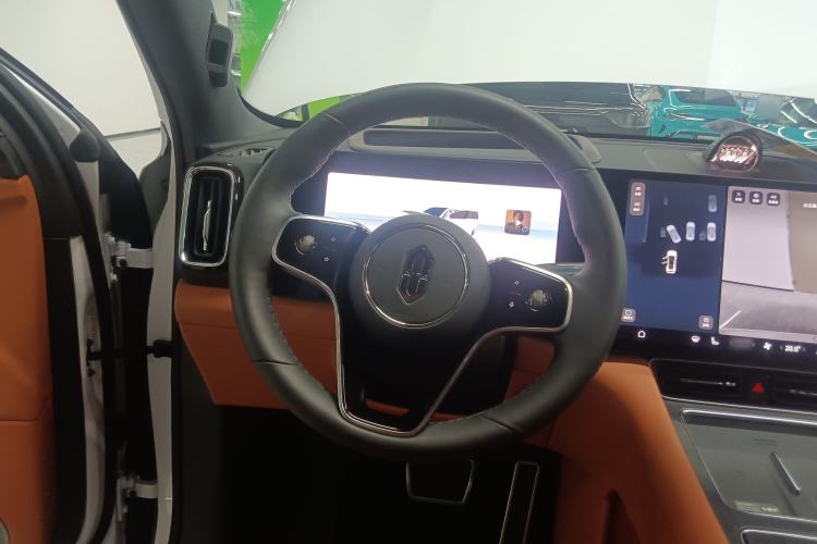 Used Hima AITO M8 2025 Extended-Range Ultra Version 53.4 kWh 5-Seater Edition Steering Wheel