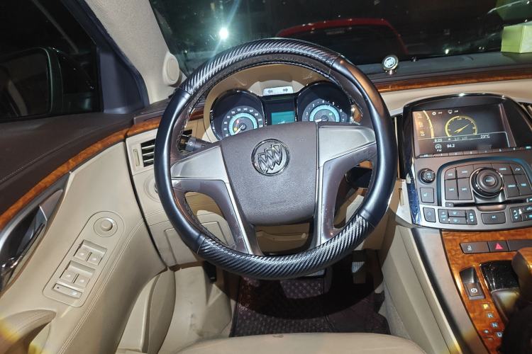 Used Buick LaCrosse 2012 2.4L SIDI Elegant Edition Steering Wheel