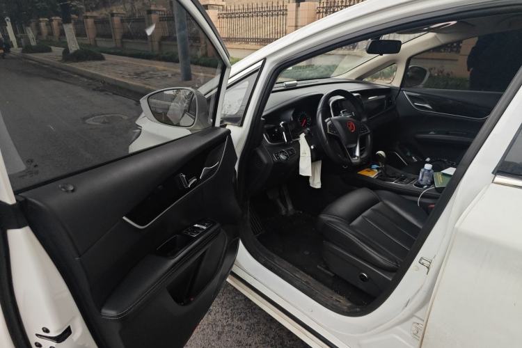 Used BYD Song MAX 2017 1.5T Automatic Smart Connect Elite 7-Seater Driver Seat