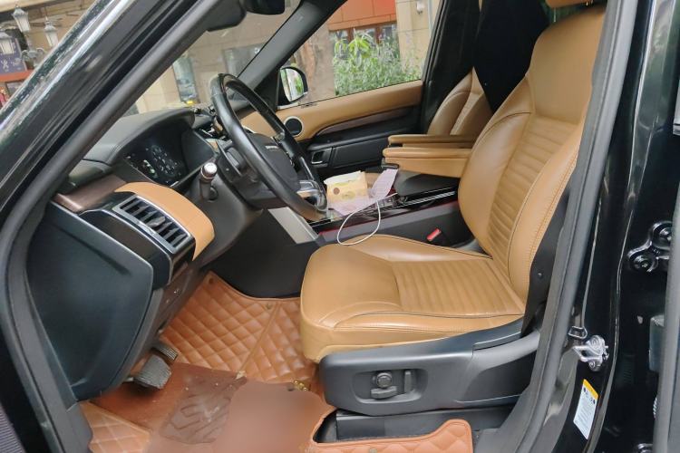 Used Land Rover Discovery 2019 3.0 SC V6 HSE LUXURY Left Front Seat
