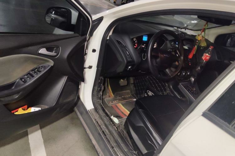 Used Ford Focus 2012 Hatchback 1.6L Automatic Comfort Model
