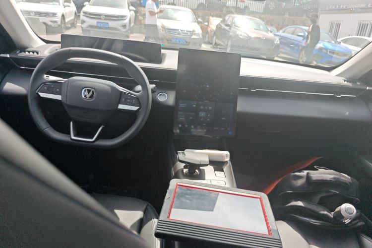 Used CHANGAN Eado 2025 Blue Whale 1.5T 500Bar Prestige Model