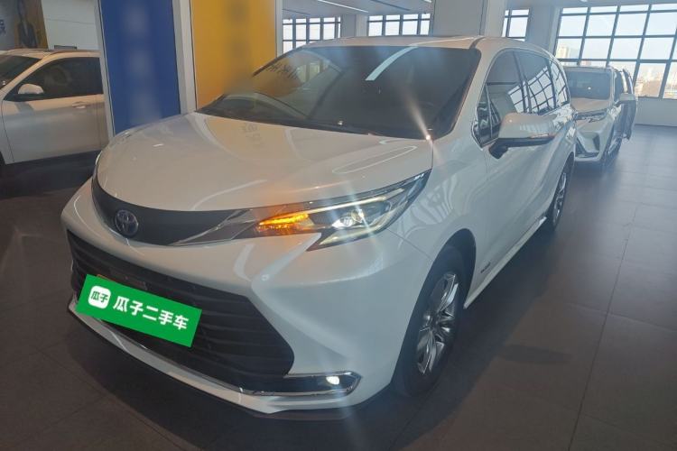Used Toyota SIENNA 2023 2.5L Hybrid Comfort Edition