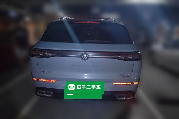 Used Volkswagen Tavendor 2024 380TSI All-Wheel-Drive R-Line Ambition Edition
