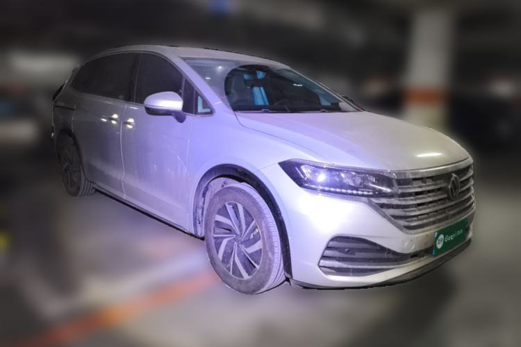 Used Volkswagen Viloran 2022 330TSI Luxury Edition