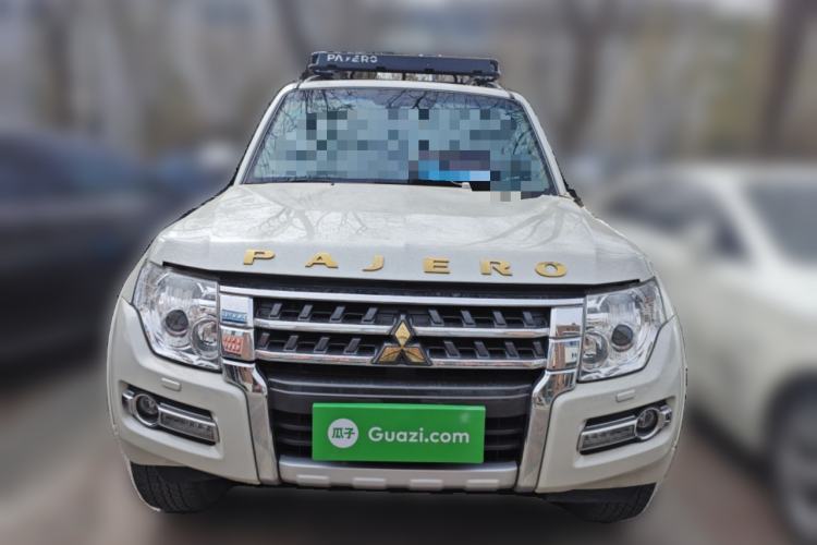 Used Mitsubishi Pajero 2018 3.0L Automatic Prestige Edition Front