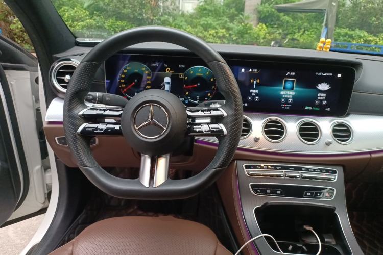 Used Mercedes-Benz E-Class 2022 Revised Version E 300 L Luxury Edition Steering Wheel