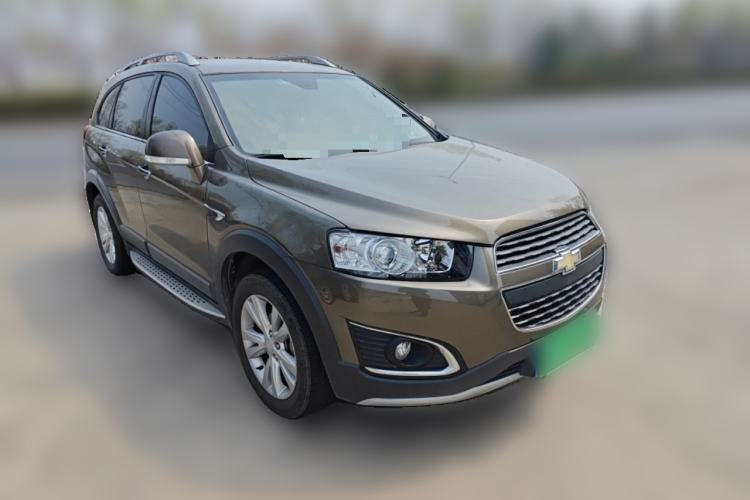 Used Chevrolet Captiva 2015 2.4L 4x4 Flagship Edition 7-Seater
