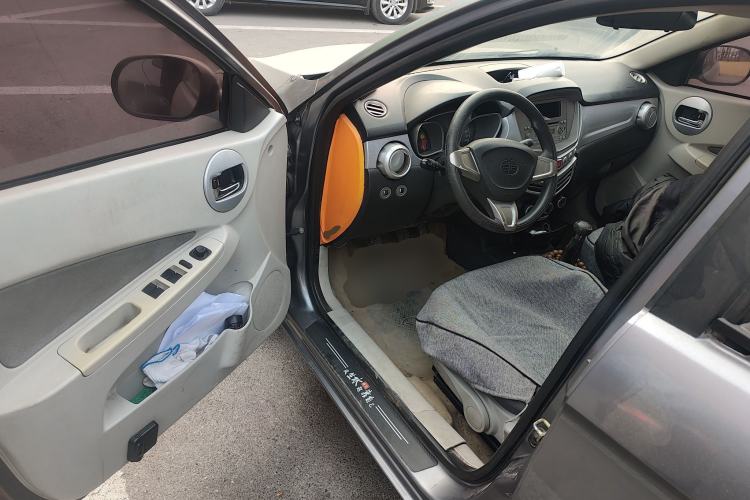 Used Oley 2012 Sedan 1.5L Manual Comfort Model Driver Seat