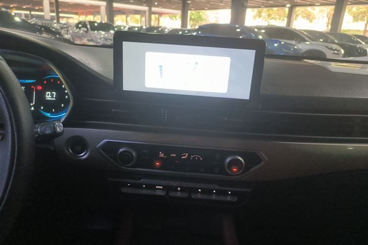 Used JETOUR X70 2024 1.5T DCT Glory PRO 7-Seater