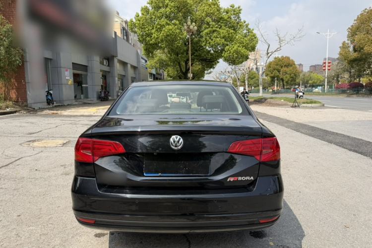 Used Volkswagen Bora 2018 1.5L Automatic Fashion Model