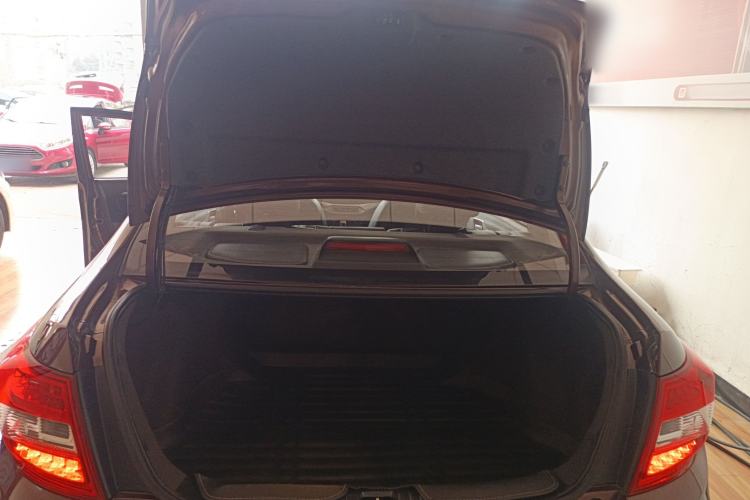 Used Geely Auto Vision 2016 1.5L Manual Happiness Edition