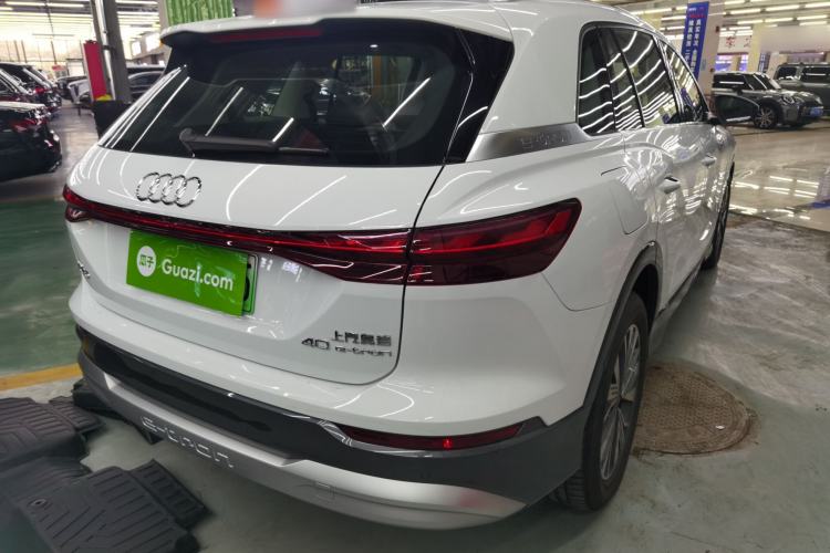 Used Audi Q5 e-tron 2023 40 e-tron Shining Edition Brocade Suit
