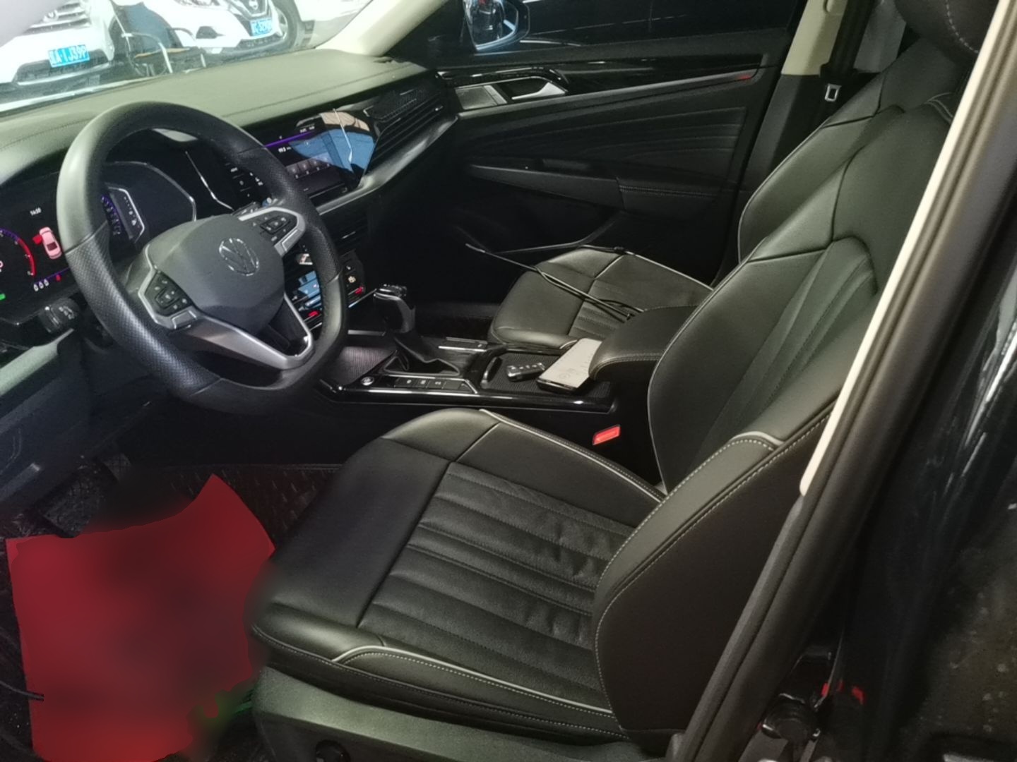 Interior delantero