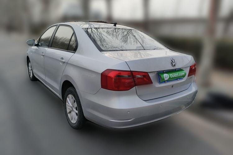 Used Volkswagen Jetta 2013 1.6L Automatic Fashion Model