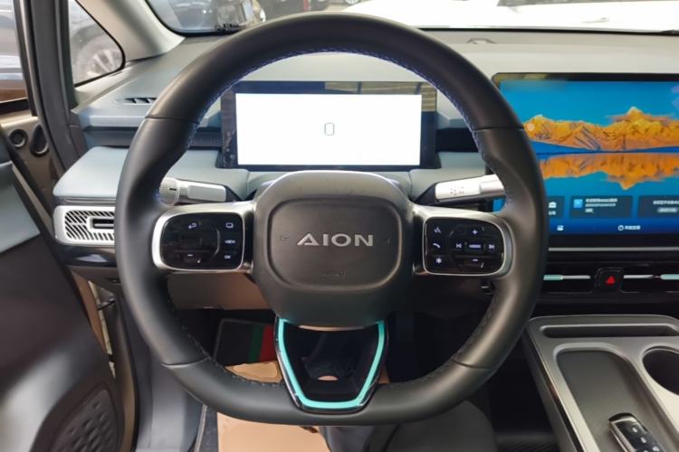 Used AION Y 2023 Younger Star Edition
