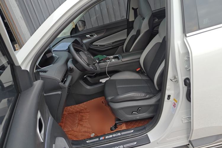 Used CHANGAN NEVO Q05 2024 All-New Flavorful Edition 125 Flagship Model Powered by CATL