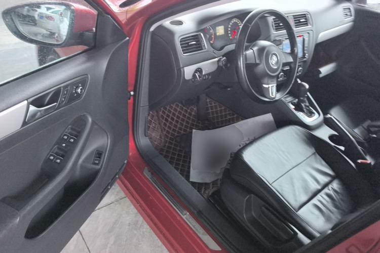 Used Volkswagen Sagitar 2014 Revised Version 1.6L Automatic Comfort Edition