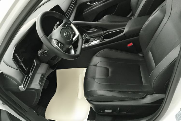 Used Hyundai Elantra 2022 1.5L CVT LUX Prestige Edition
