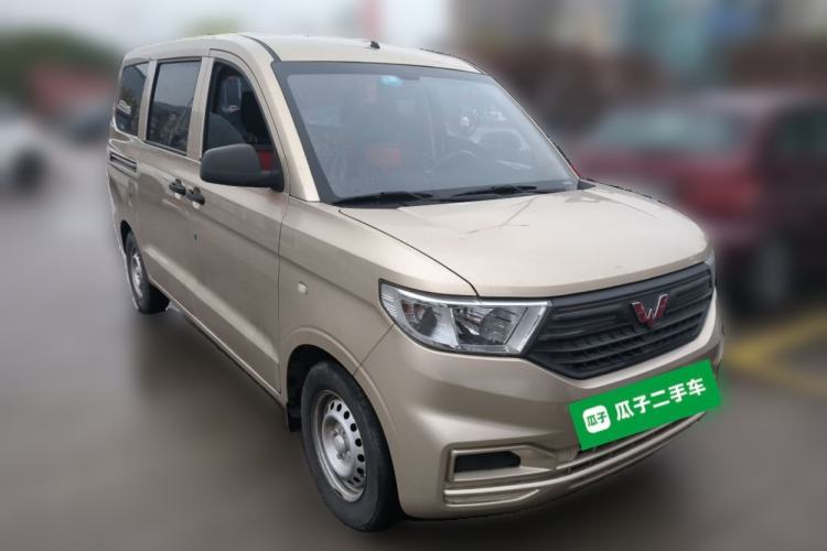 Used Wuling Hongguang V 2021 1.5L Jingqu Version LAR Front Right 45 Deg