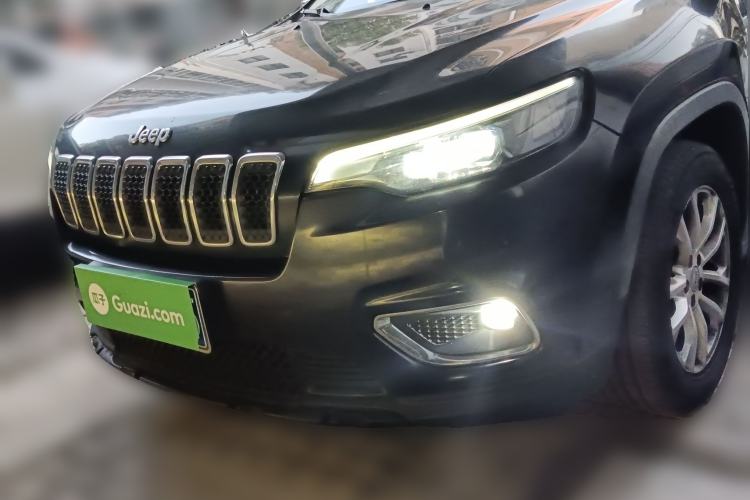 Used Jeep Cherokee 2019 2.0T Two-Wheel Drive Smart Enjoyment Version China VI