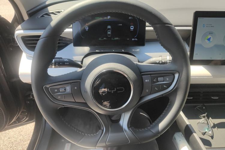 Used BYD Seal 05 DM-i 2025 DM-i Smart Drive 55KM Luxury Model Steering Wheel