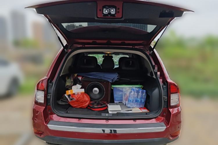 Used Jeep Compass 2014 2.4L four-wheel drive sport version