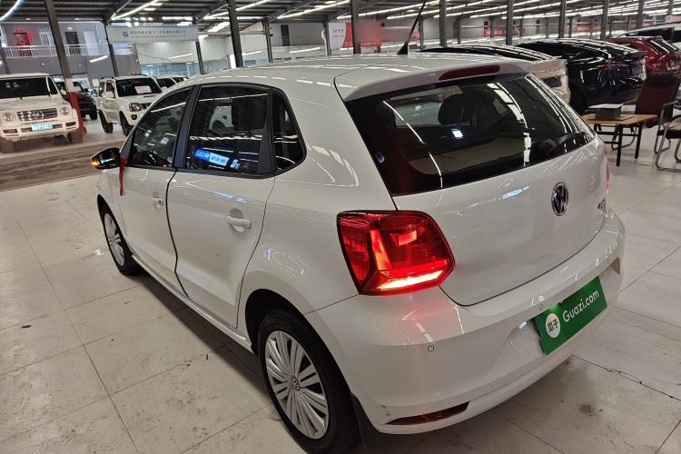 Used Volkswagen Polo 2016 1.6L Automatic Comfort Model
