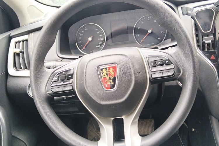 Used Roewe i6 2019 PLUS 20T TST 4G Connected Flagship Superb Edition