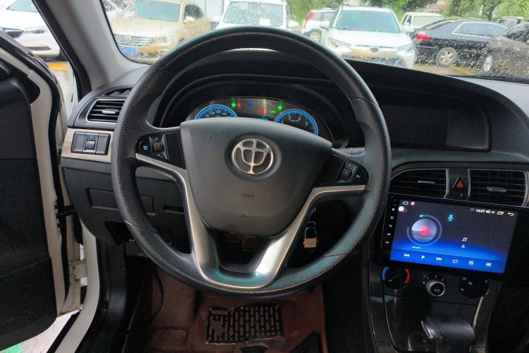 Used Brilliance V5 2014 1.5T Automatic Two-Wheel Drive Sport Model