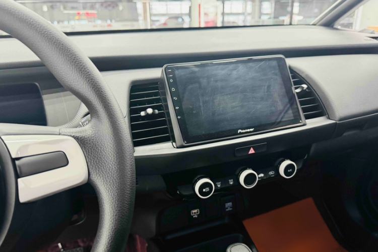 Used Honda Fit 2021 1.5L CVT Trend Edition Audio And AC Panel