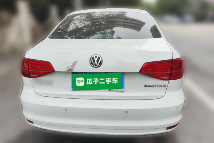 Used Volkswagen Sagitar 2015 1.6L Automatic Comfort Model
