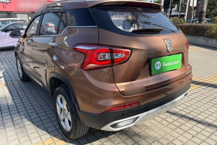 Used Baojun 510 2017 1.5L Manual Fashion Model