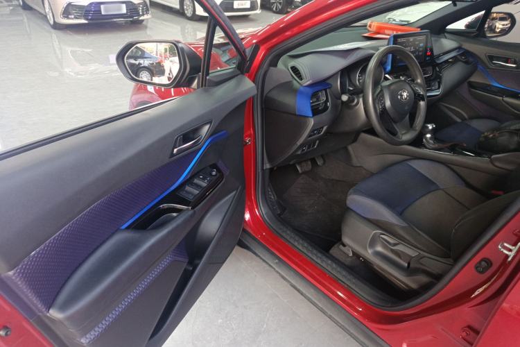 Used Toyota C-HR 2018 2.0L Leading Edition China V-standard