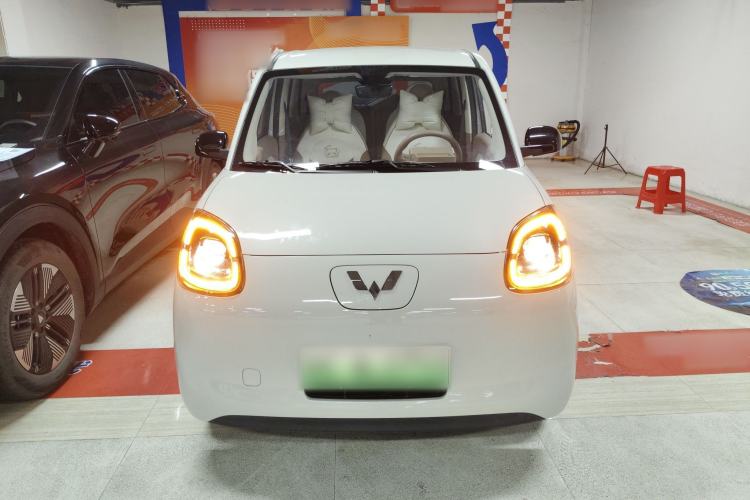 Used Wuling Hongguang MINIEV 2025 Four-Door Version Advanced Edition Front