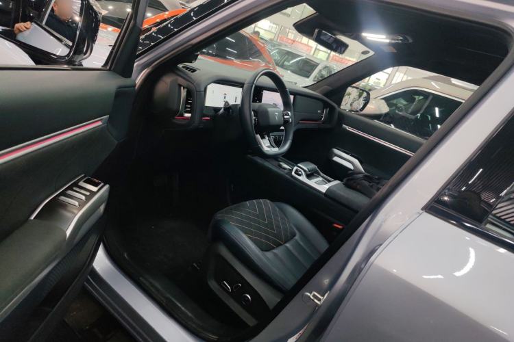 Used Deepal G318 2024 Four-Wheel-Drive Air Suspension Model