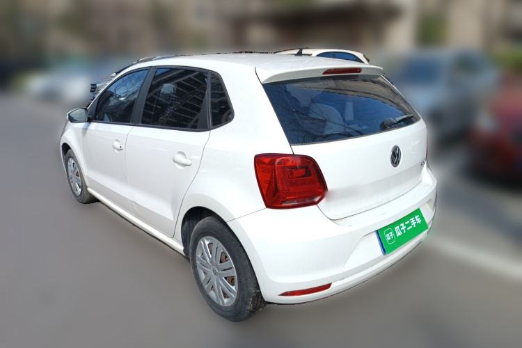 Used Volkswagen Polo 2014 1.4L Manual Fashion Edition
