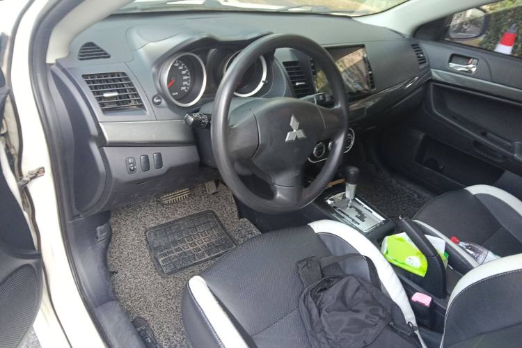 Used Mitsubishi Lancer EX 2013 Fashion Edition 1.8L CVT Comfort Version
